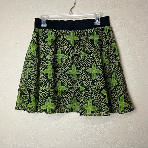 Mossimo Supply Co. Dresses & Skirts - Mossimo women‎ black green floral skirt size M